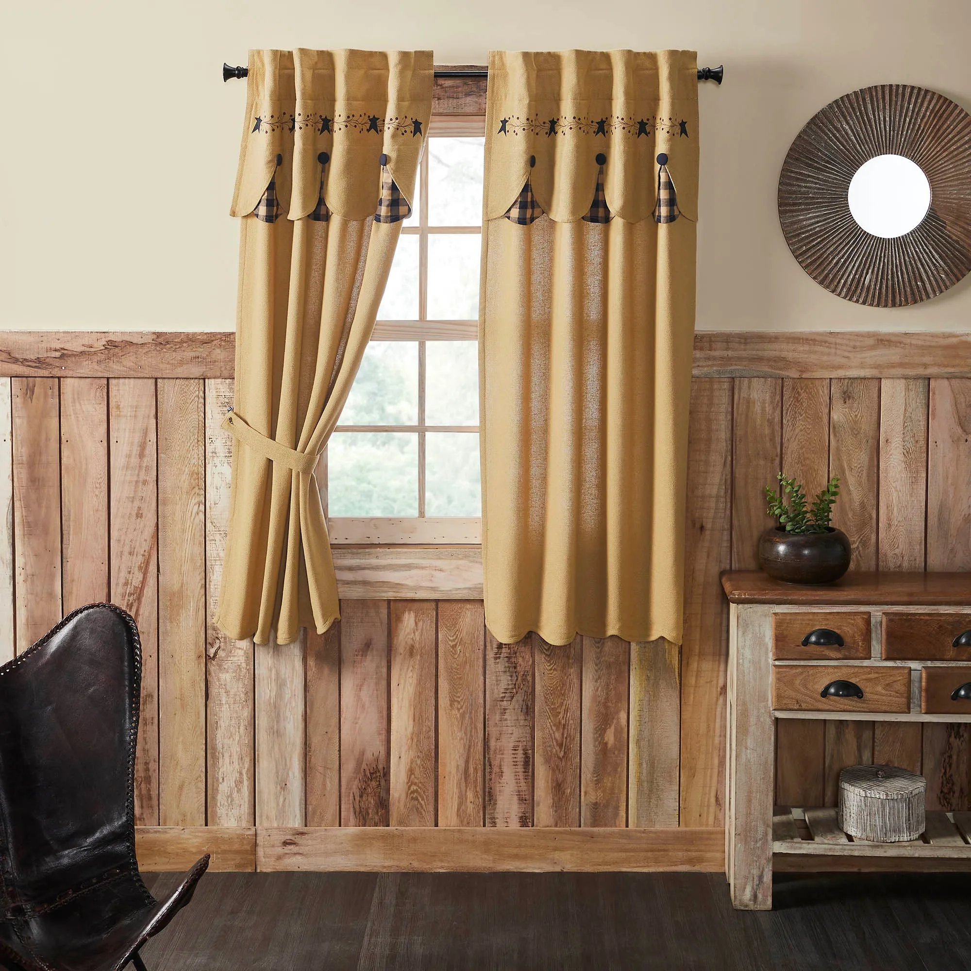 Pip Vinestar Short Panel with Attached Scalloped Layered Valance Set of 2
