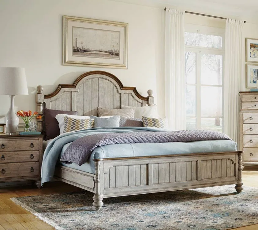 Plymouth King Poster Bed