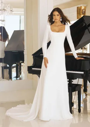 Pronovias: Betsy