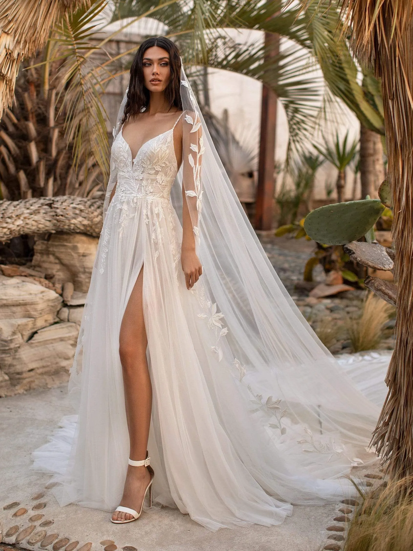 Pronovias: V-2103