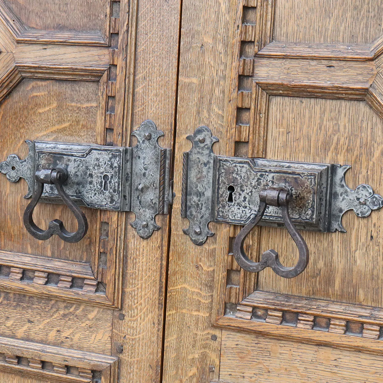 Rare English Jacobean Broke Hall Oak Paneled Room and Fireplace Surround