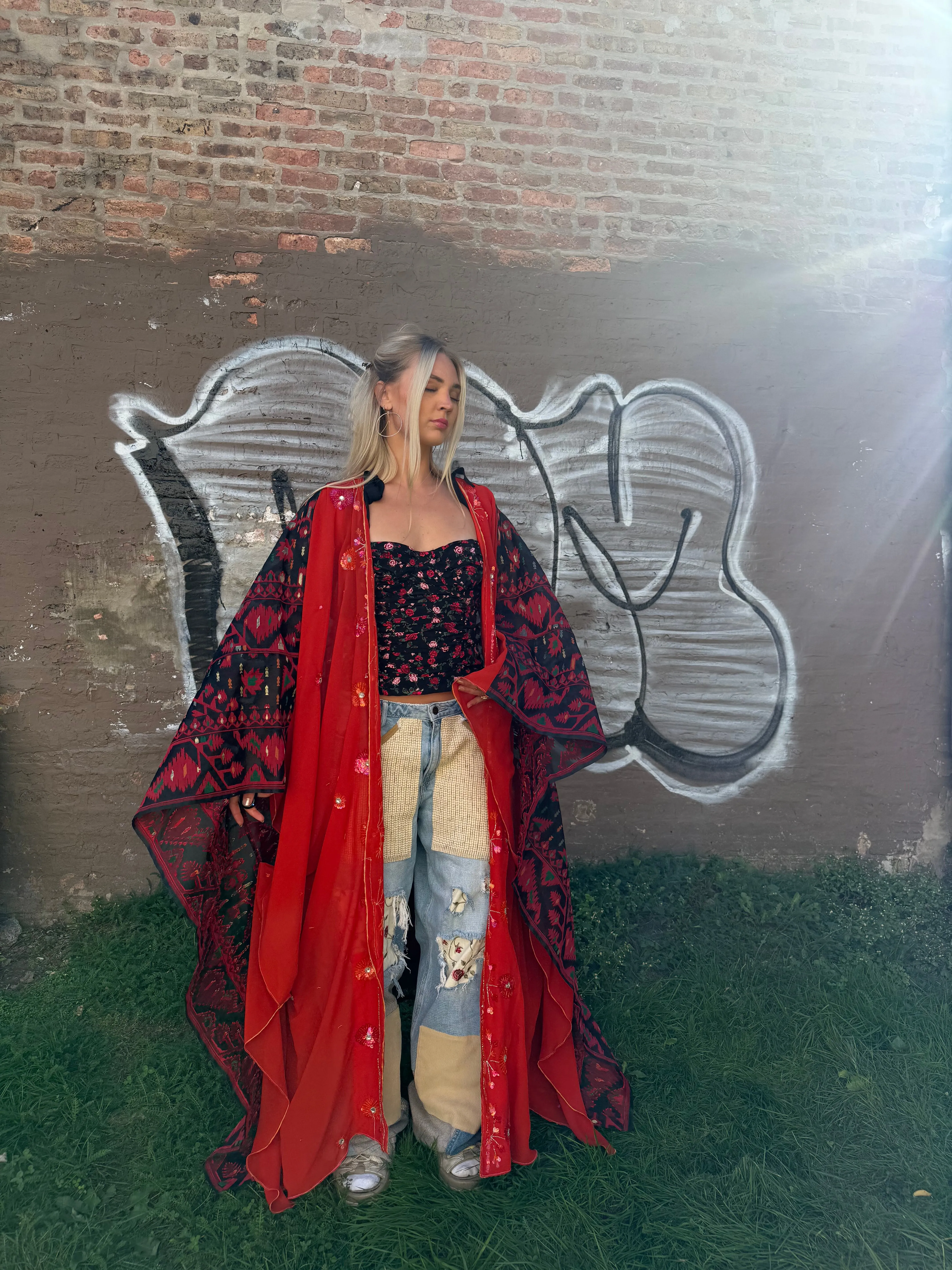 Reclaimed Catch me, I’m Levitating Kimono