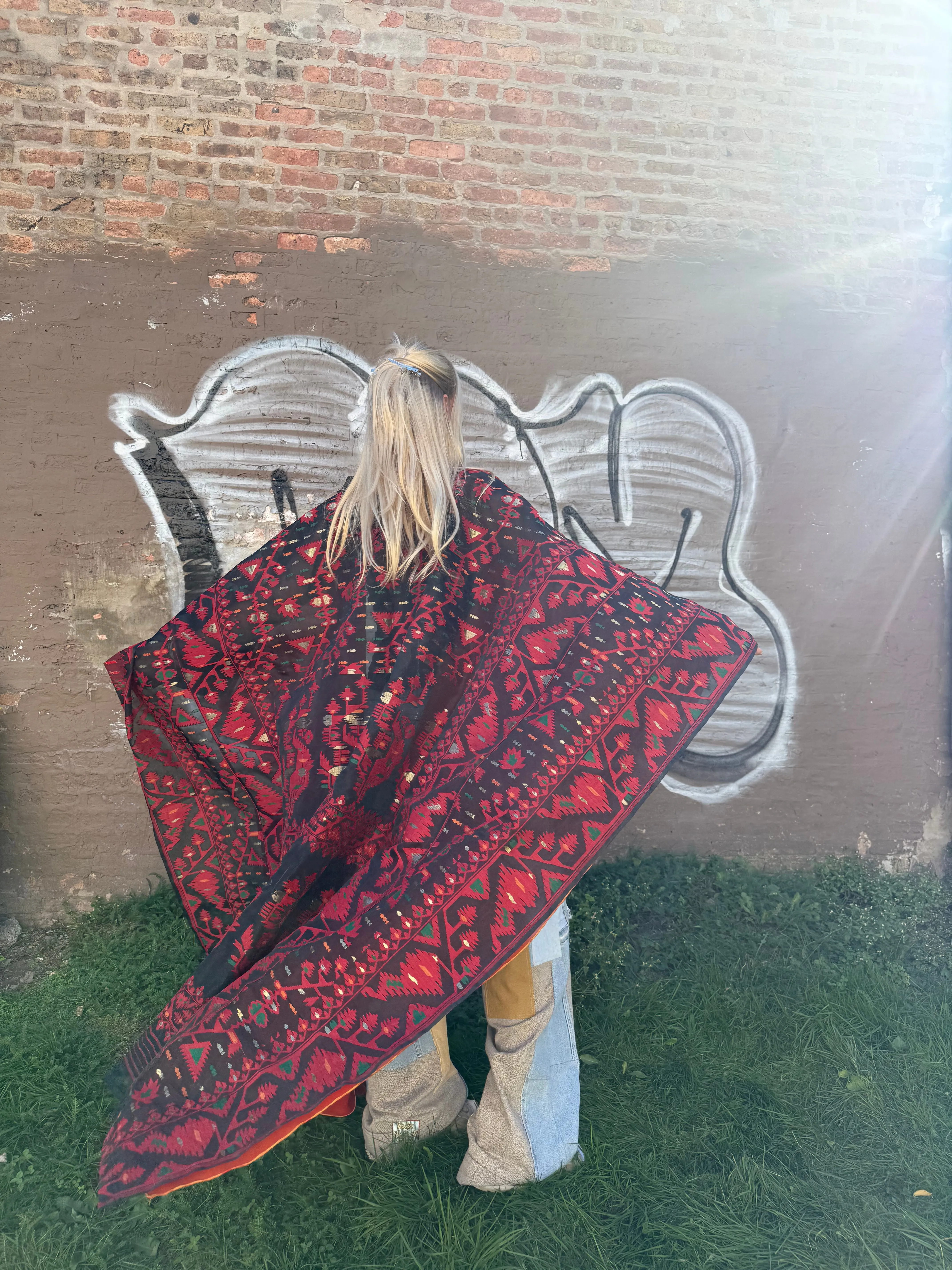 Reclaimed Catch me, I’m Levitating Kimono