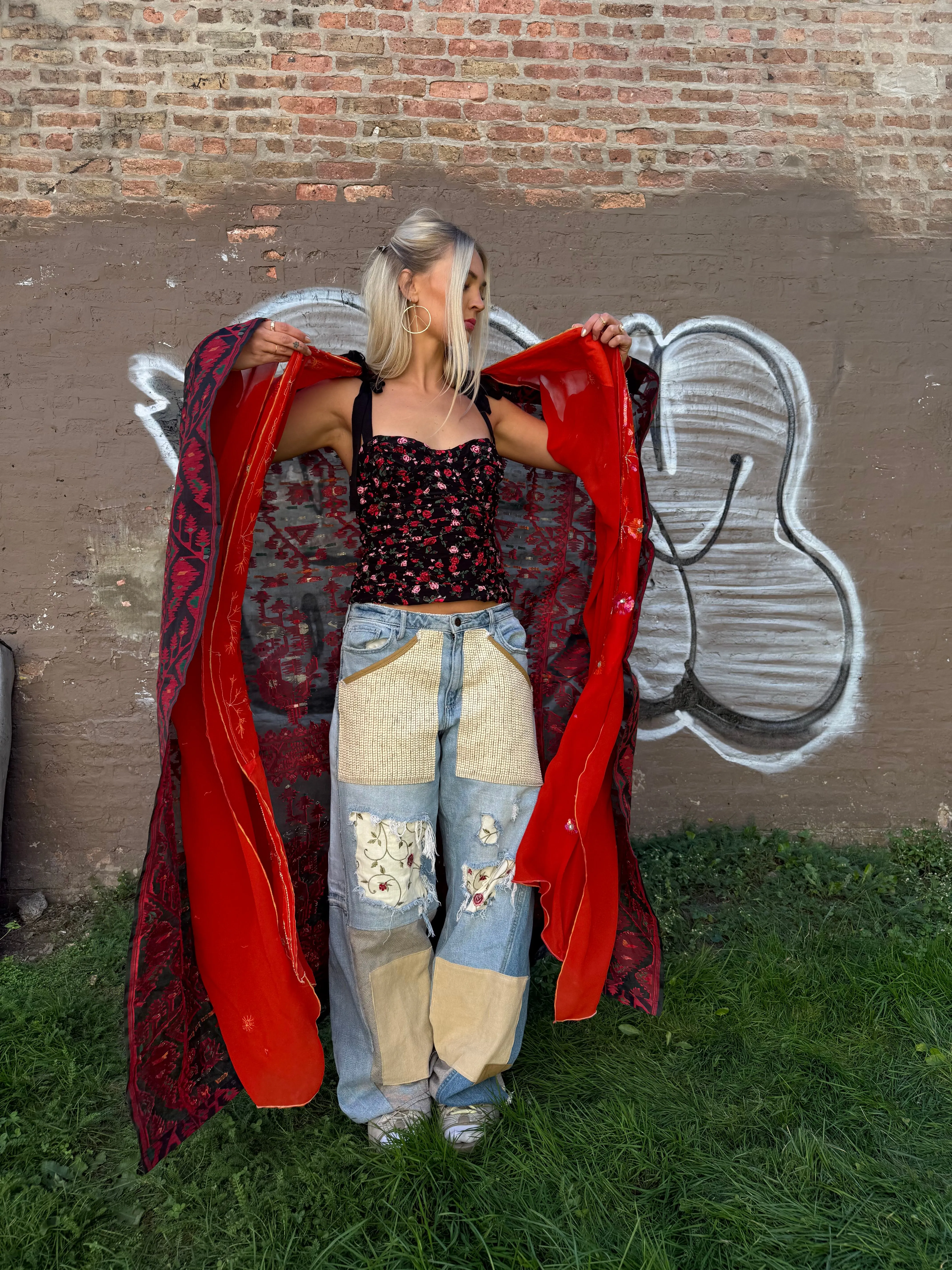 Reclaimed Catch me, I’m Levitating Kimono