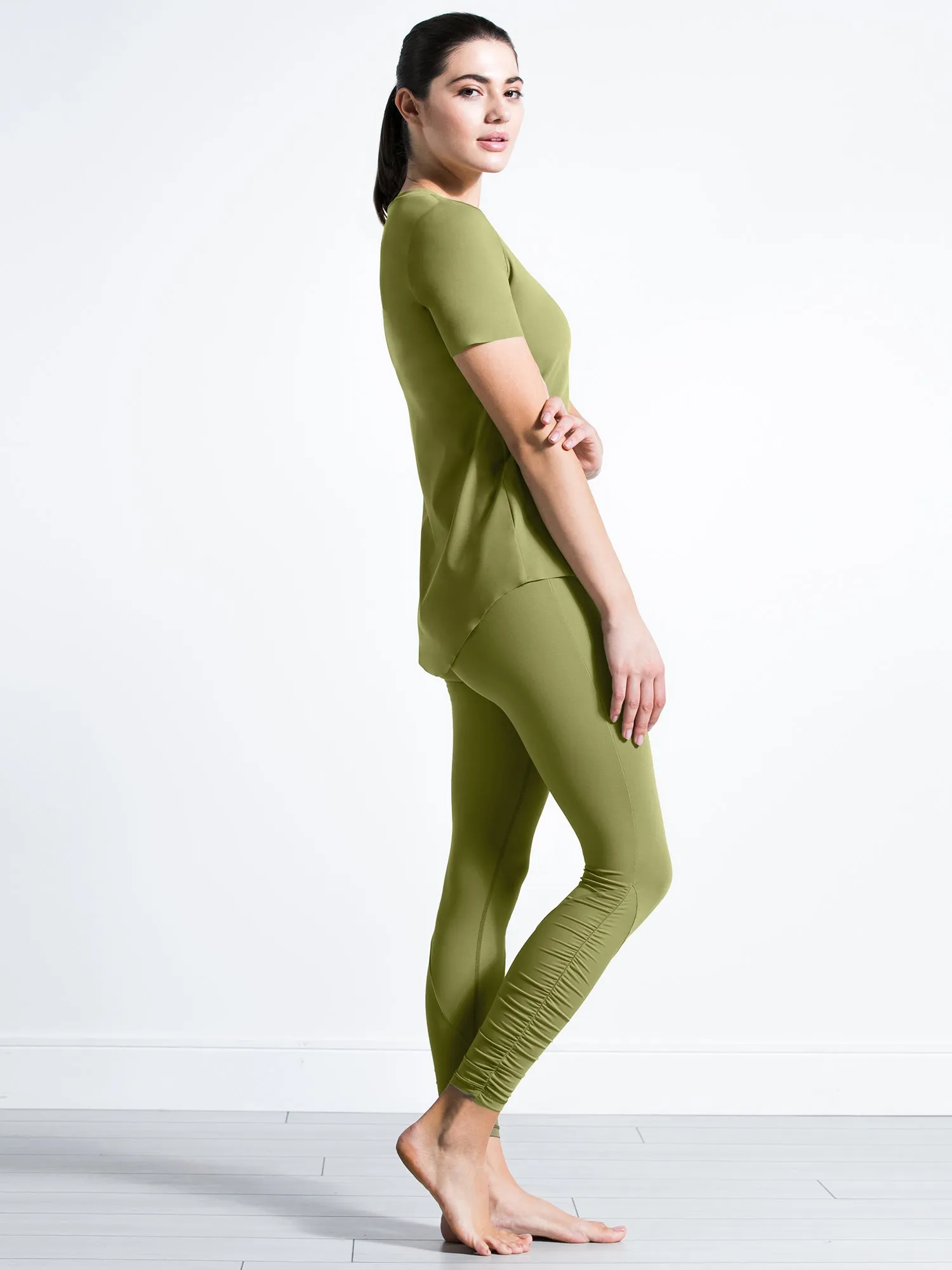 RELAXED NUDE TEE