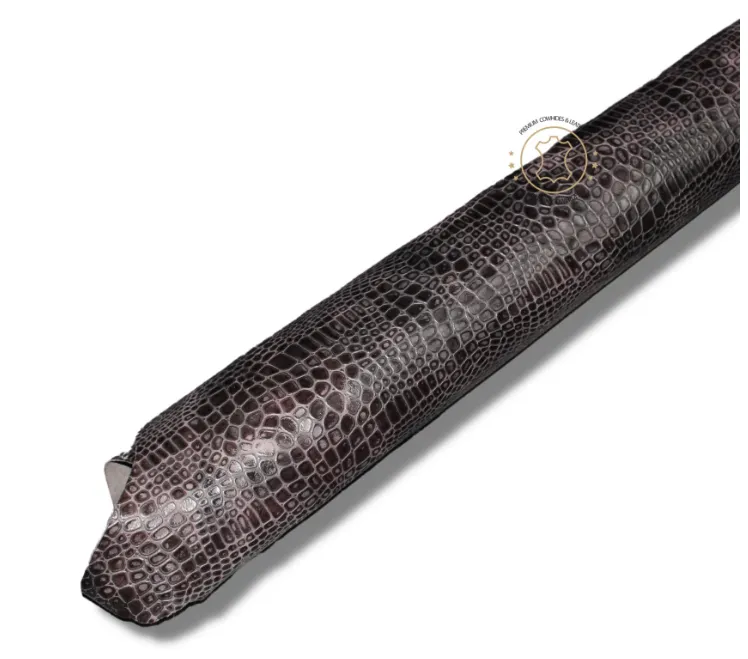 Reptile Embossed Leather Brown Pull Up : Leather 3 .5- 4.0 oz. | 1.4 - 1.6 mm - Leather for Projects - Caiman Embossed