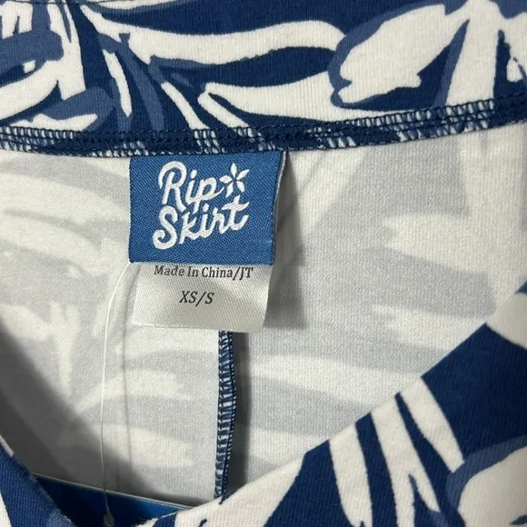 RipSkirt NWT Navy Tropical Palms Sleep Shirt Size XS (2/6)