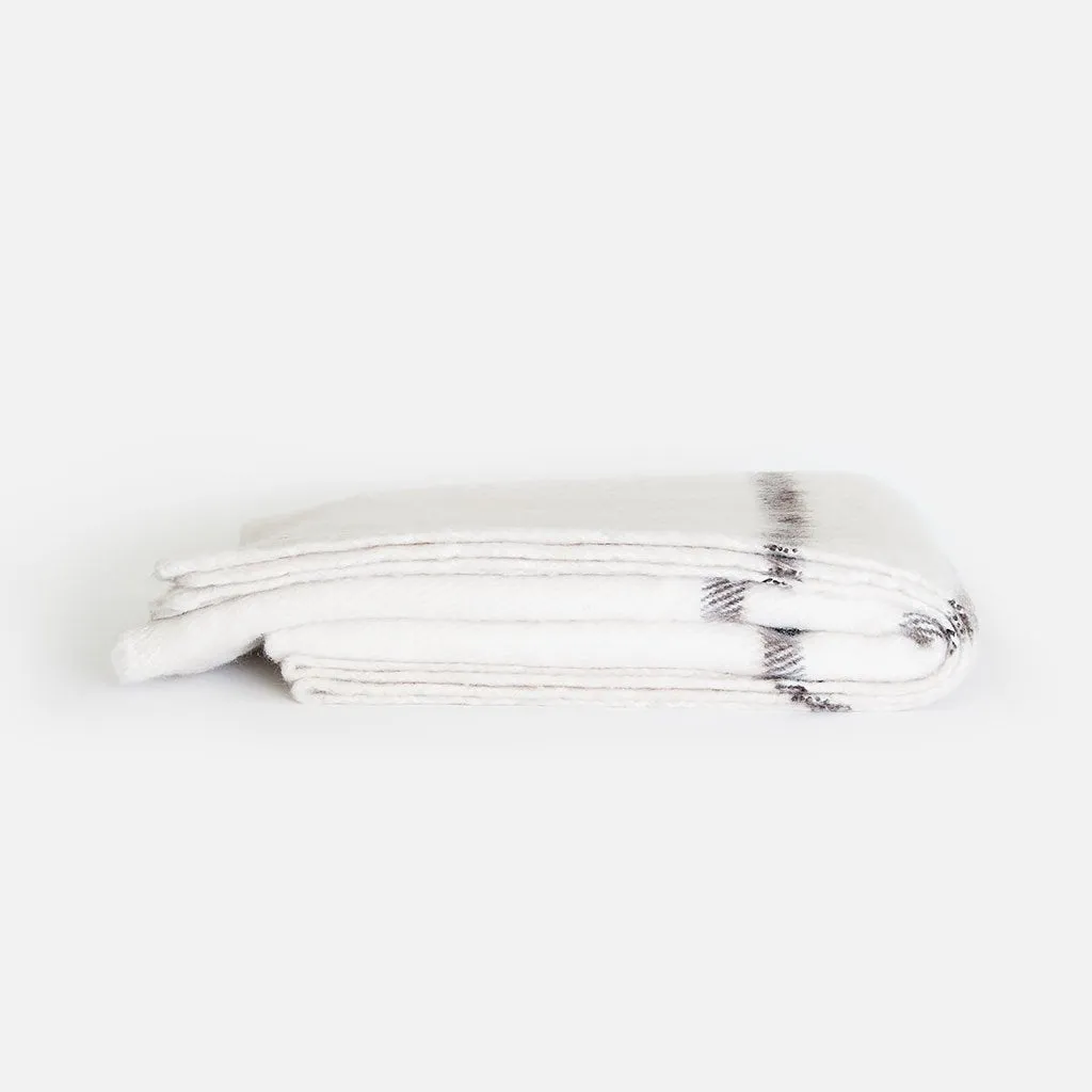 Sabana Wool Throw with Stripes