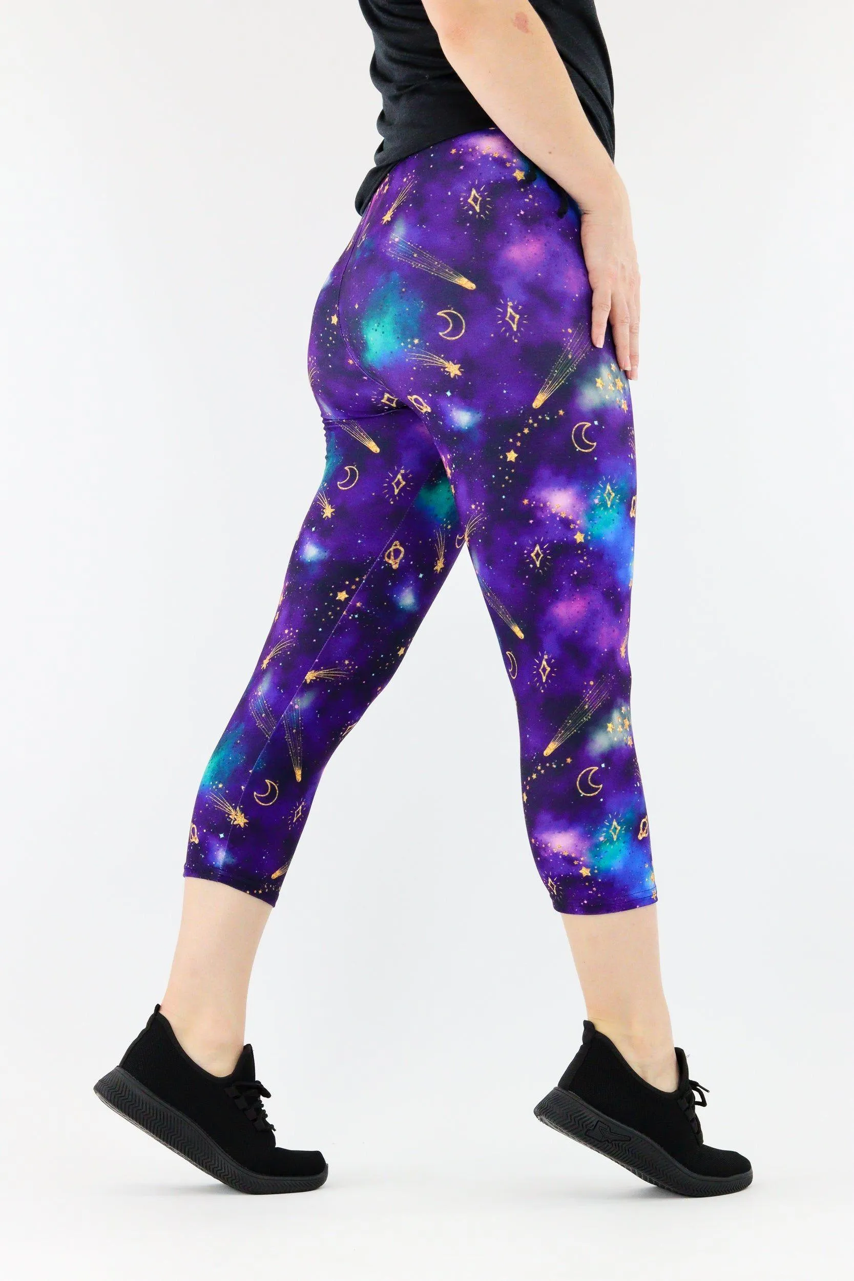 Sparkle Space - Casual Capri Leggings