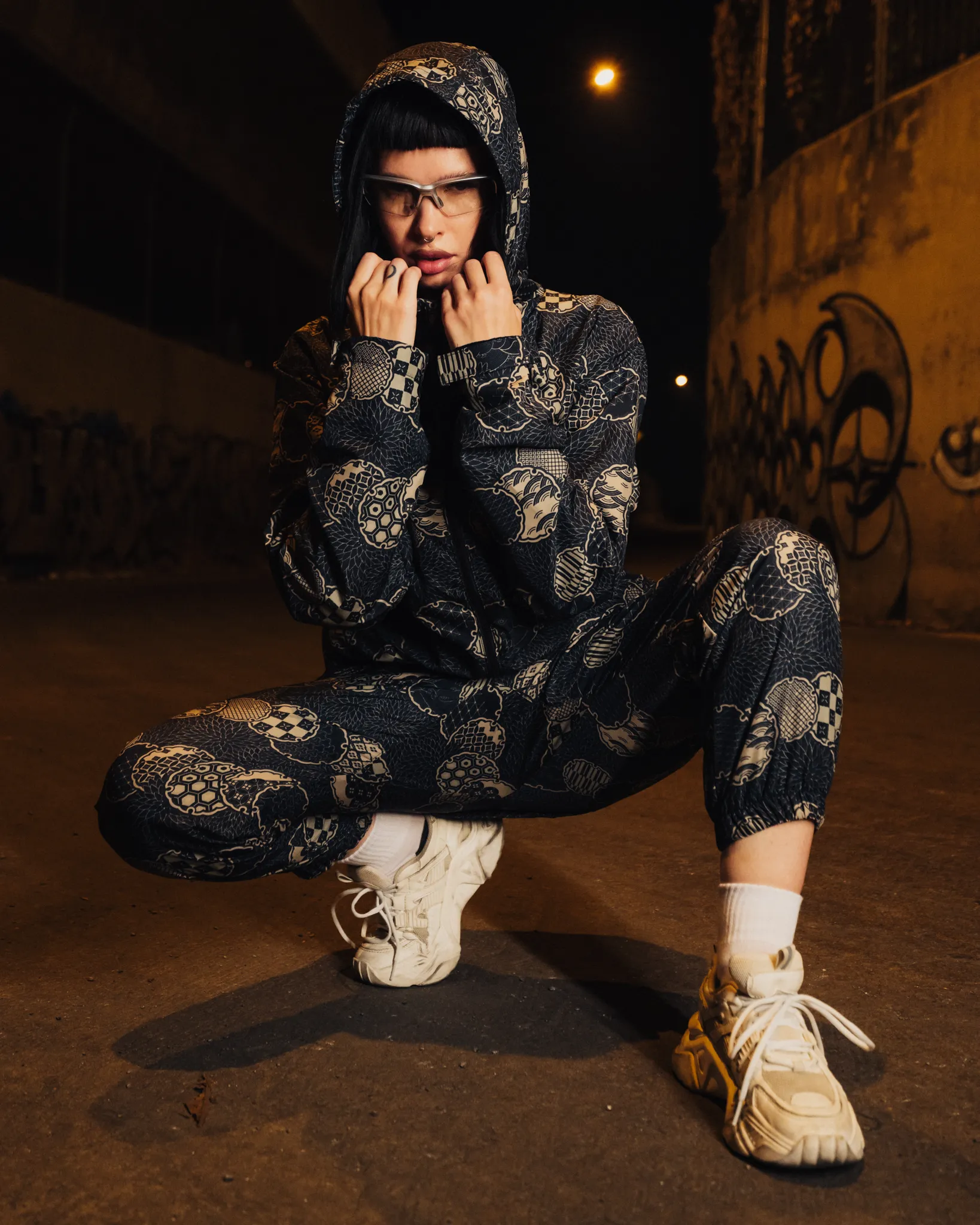 [UNISEX] NISSACO X LOCO MOSQUITO ZIP-UP SPORTSWEAR JACKET