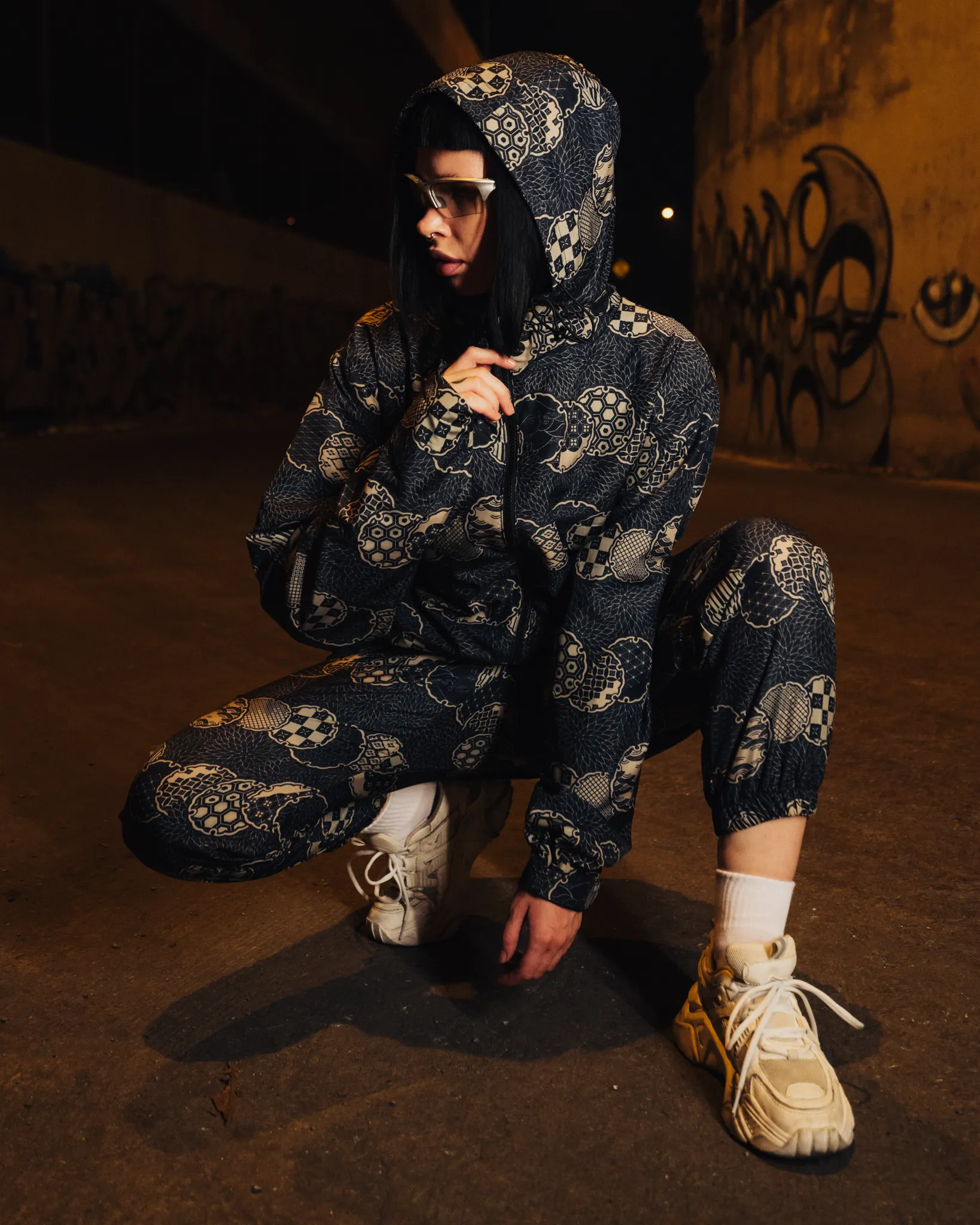 [UNISEX] NISSACO X LOCO MOSQUITO ZIP-UP SPORTSWEAR JACKET
