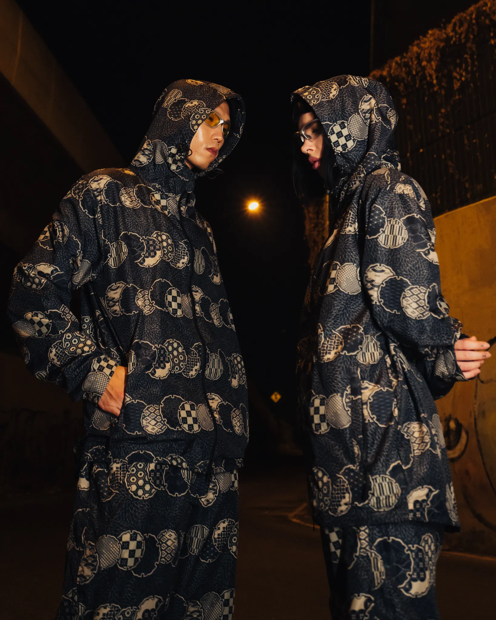 [UNISEX] NISSACO X LOCO MOSQUITO ZIP-UP SPORTSWEAR JACKET
