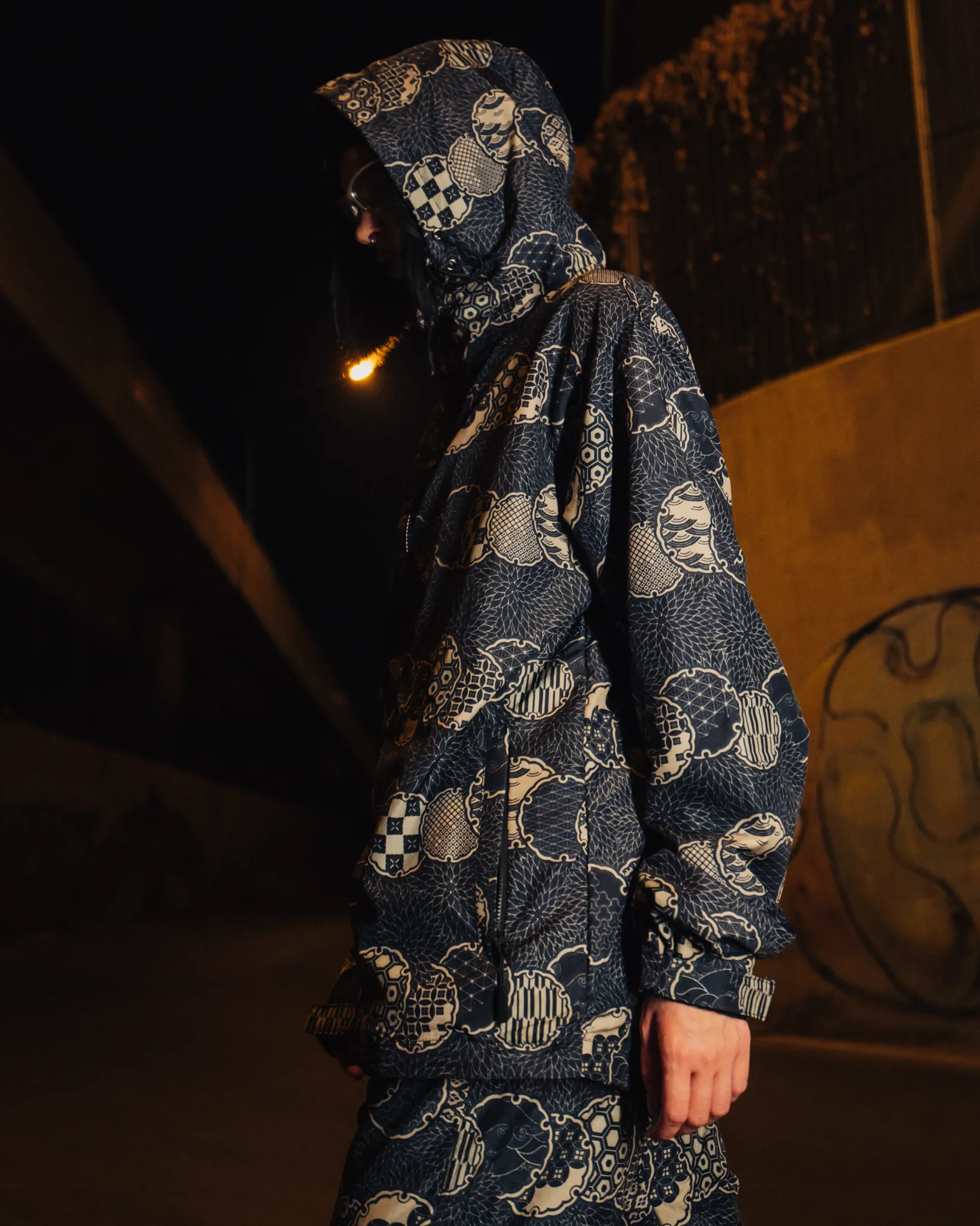 [UNISEX] NISSACO X LOCO MOSQUITO ZIP-UP SPORTSWEAR JACKET