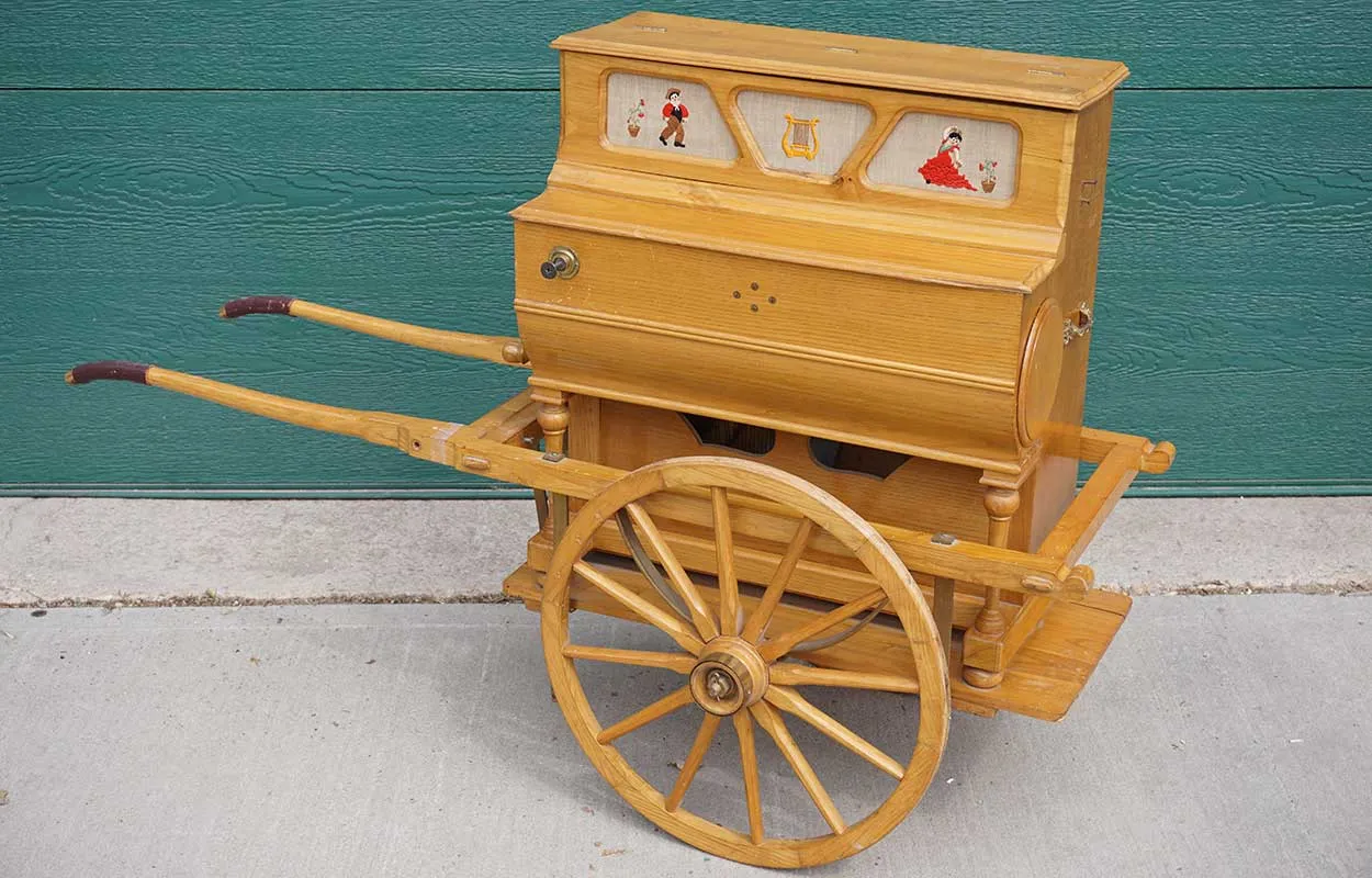 Vintage Spanish Enrique Salva Miniature Hurdy-Gurdy Street Piano Cart