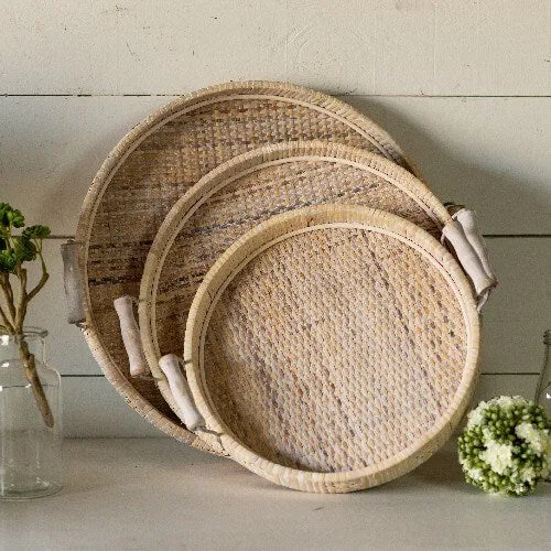 WICKER TRAYS